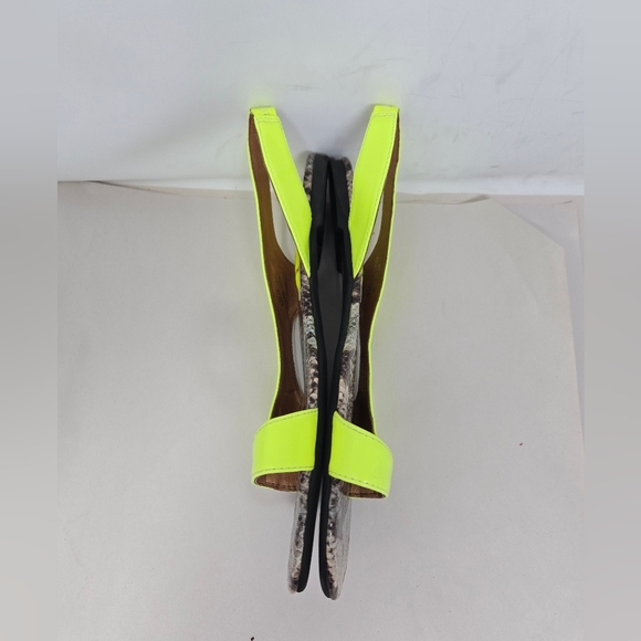 Jeffrey Campbell Womens Sandels Sz 8 Flats Sling Back Thong Toe Bright Yellow - Picture 8 of 12
